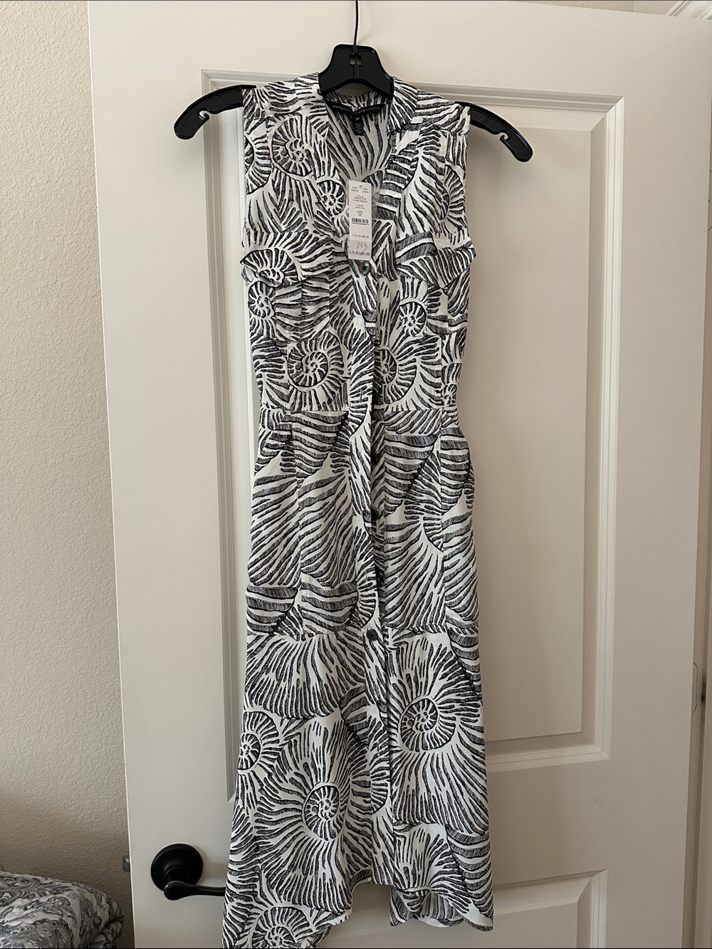 NWT White House Black Market Black & White Shell-Print Utility Shirtdress